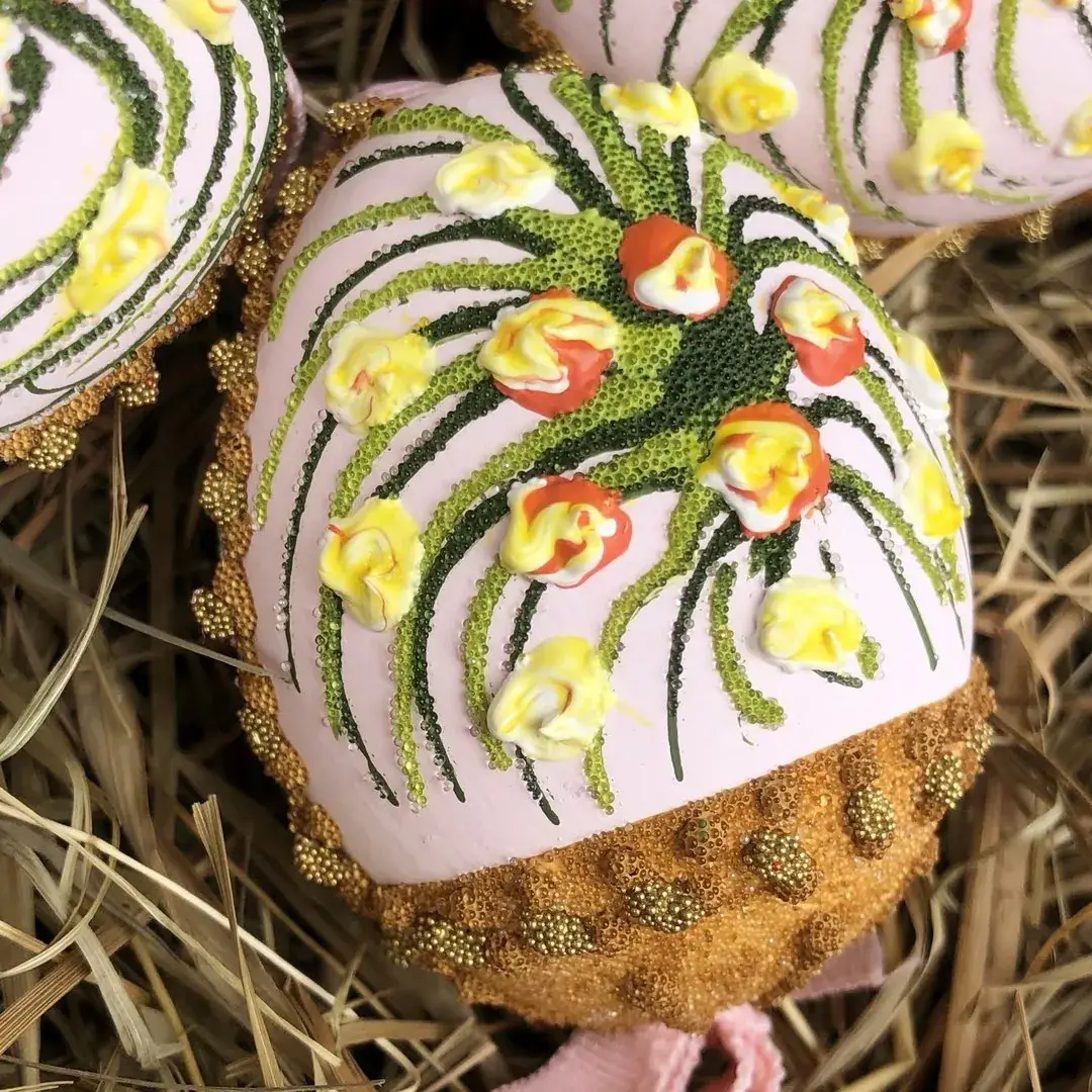 Handbemalte Ostereier mit Narzissen rosa – Bild 20 – Chiemgauer Heimatwerk Trachten-Onlineshop Handbemalte Ostereier mit Narzissen rosa - Bild 20 - Chiemgauer Heimatwerk Trachten-Onlineshop