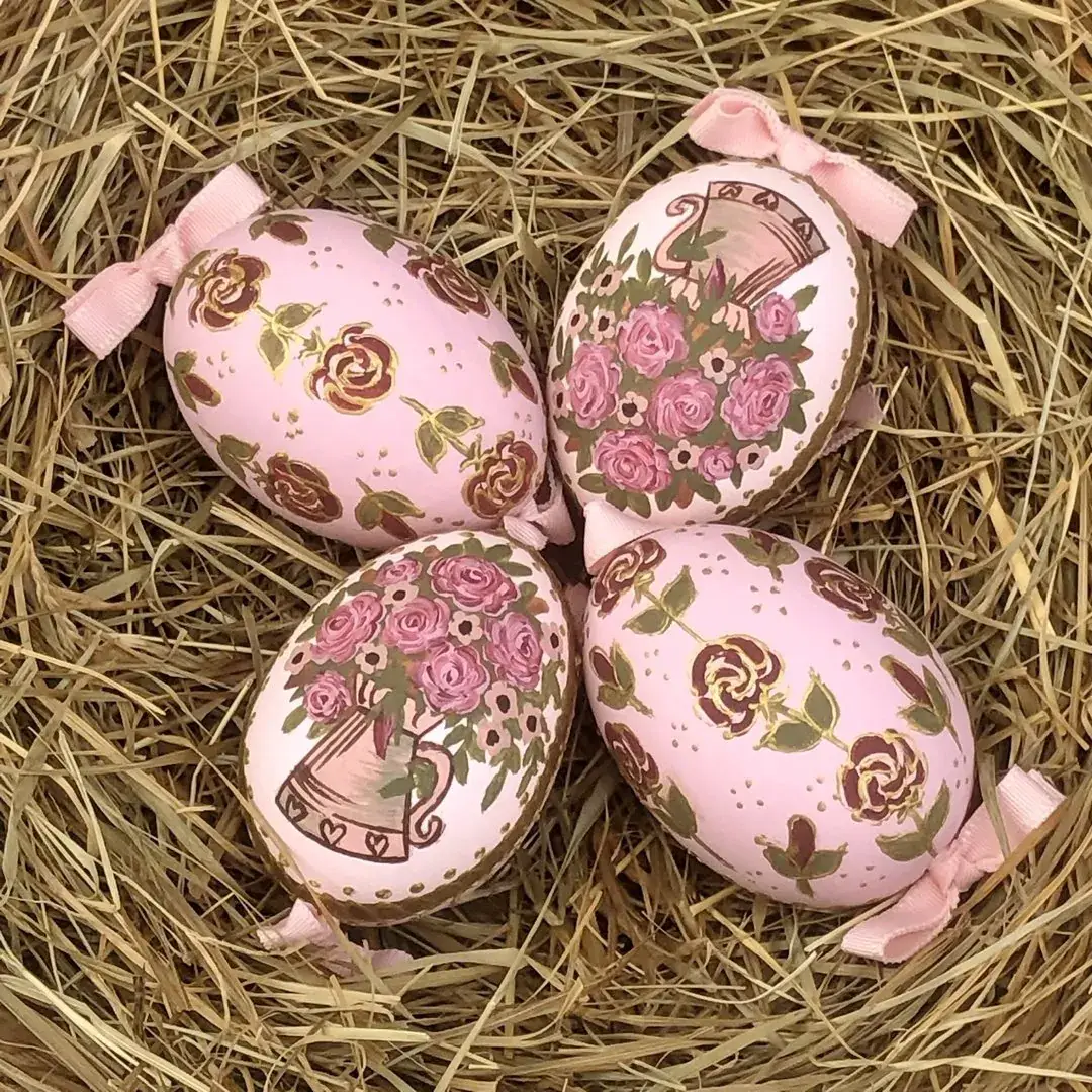 Handbemalte Ostereier mit Rosen burgund – Bild 15 – Chiemgauer Heimatwerk Trachten-Onlineshop Handbemalte Ostereier mit Rosen burgund - Bild 15 - Chiemgauer Heimatwerk Trachten-Onlineshop