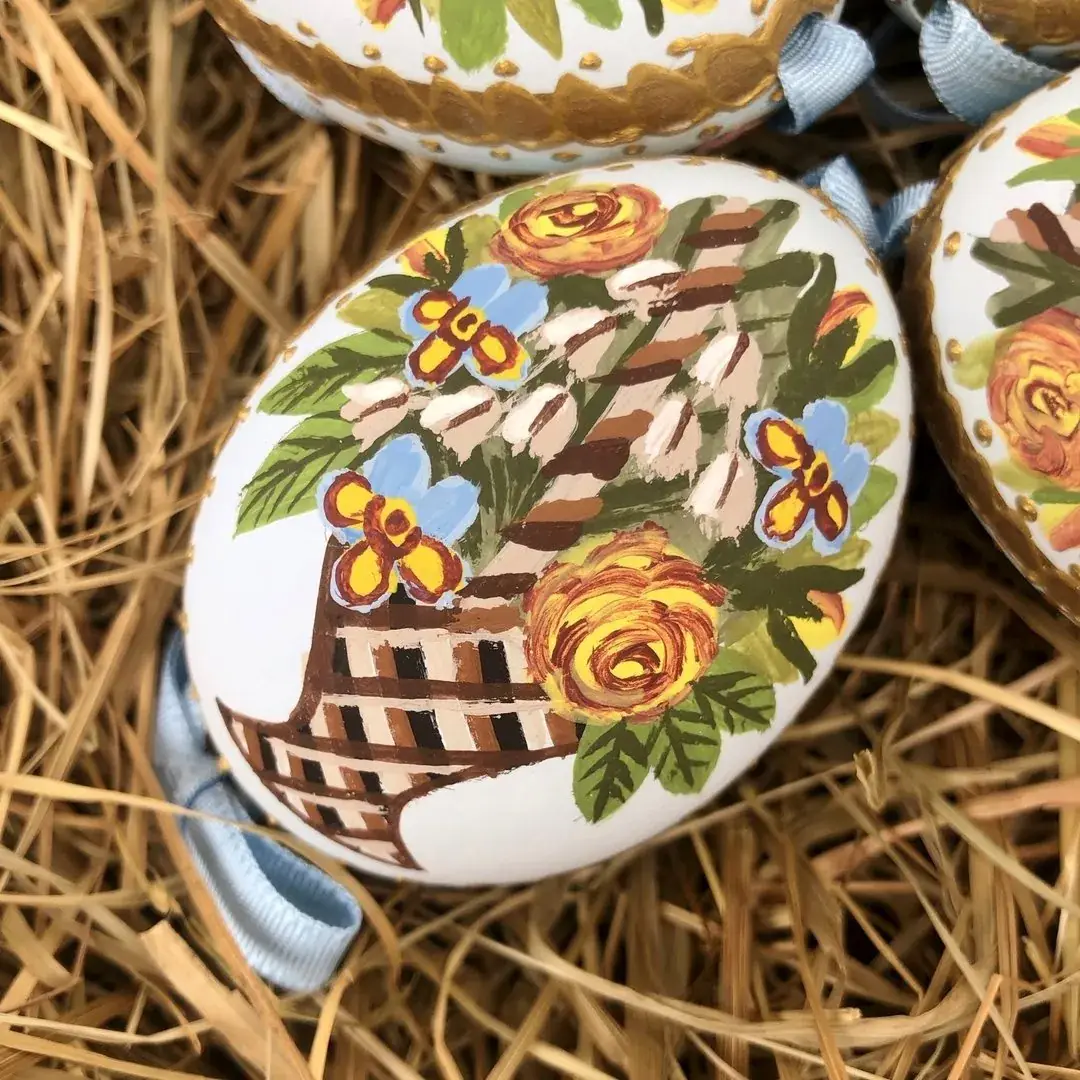Handbemalte Ostereier mit Rosen hellblau No. 2 – Bild 16 – Chiemgauer Heimatwerk Trachten-Onlineshop Handbemalte Ostereier mit Rosen hellblau No. 2 - Bild 16 - Chiemgauer Heimatwerk Trachten-Onlineshop