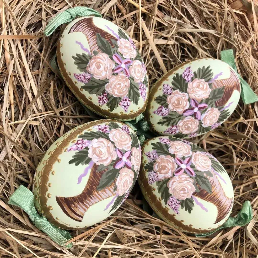 Handbemalte Ostereier mit Rosen hellgrün No. 2 – Bild 9 – Chiemgauer Heimatwerk Trachten-Onlineshop Handbemalte Ostereier mit Rosen hellgrün No. 2 - Bild 9 - Chiemgauer Heimatwerk Trachten-Onlineshop