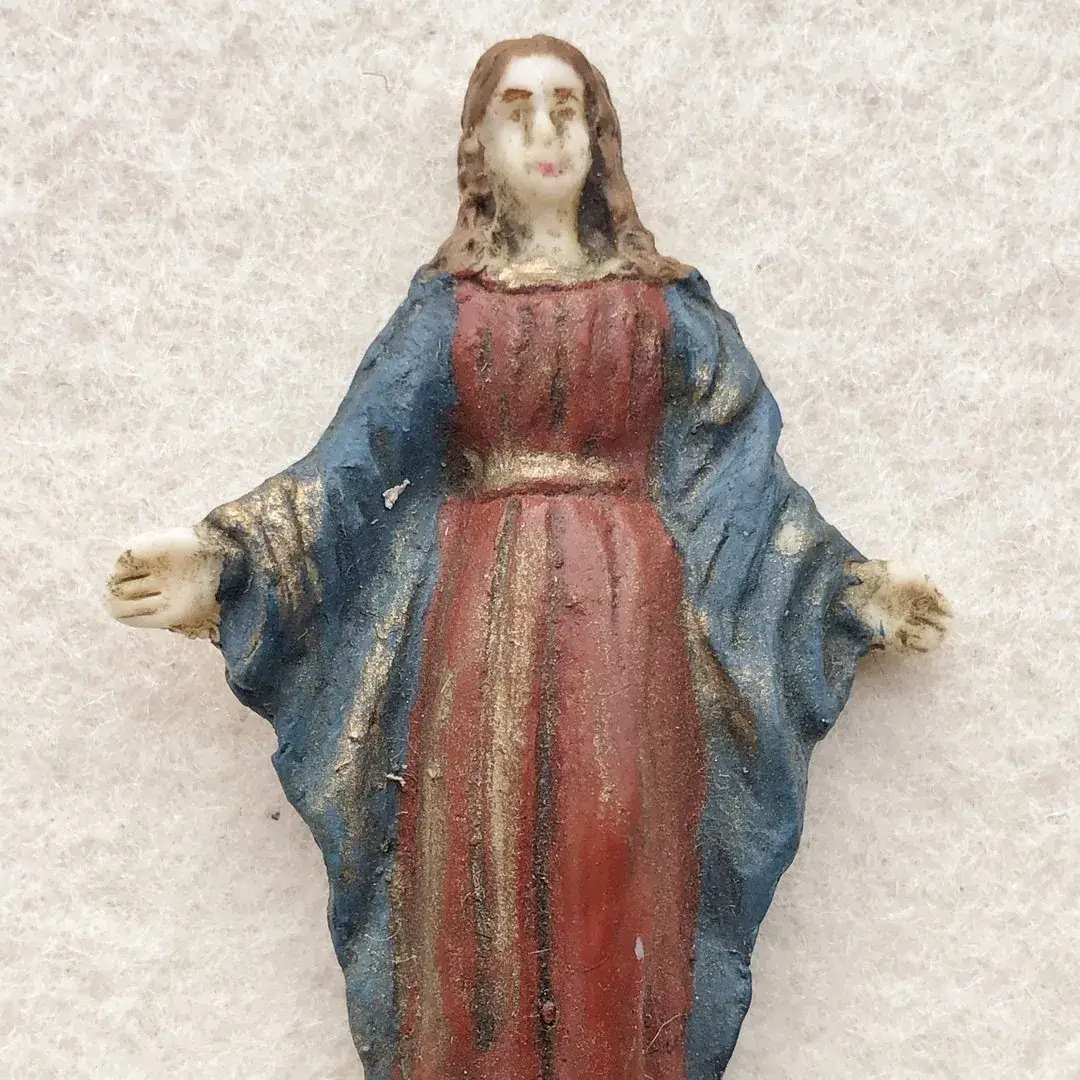 Wolkenmadonna handgefertigte Wachsmodel für Klosterarbeit No. 2 – Bild 4 – Chiemgauer Heimatwerk Trachten-Onlineshop Wolkenmadonna handgefertigte Wachsmodel für Klosterarbeit No. 2 - Bild 4 - Chiemgauer Heimatwerk Trachten-Onlineshop