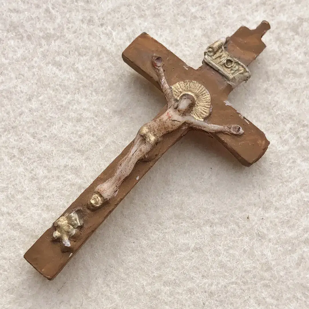 Kreuz klein handgefertigte Wachsmodel für Klosterarbeit – Bild 2 – Chiemgauer Heimatwerk Trachten-Onlineshop Kreuz klein handgefertigte Wachsmodel für Klosterarbeit - Bild 2 - Chiemgauer Heimatwerk Trachten-Onlineshop