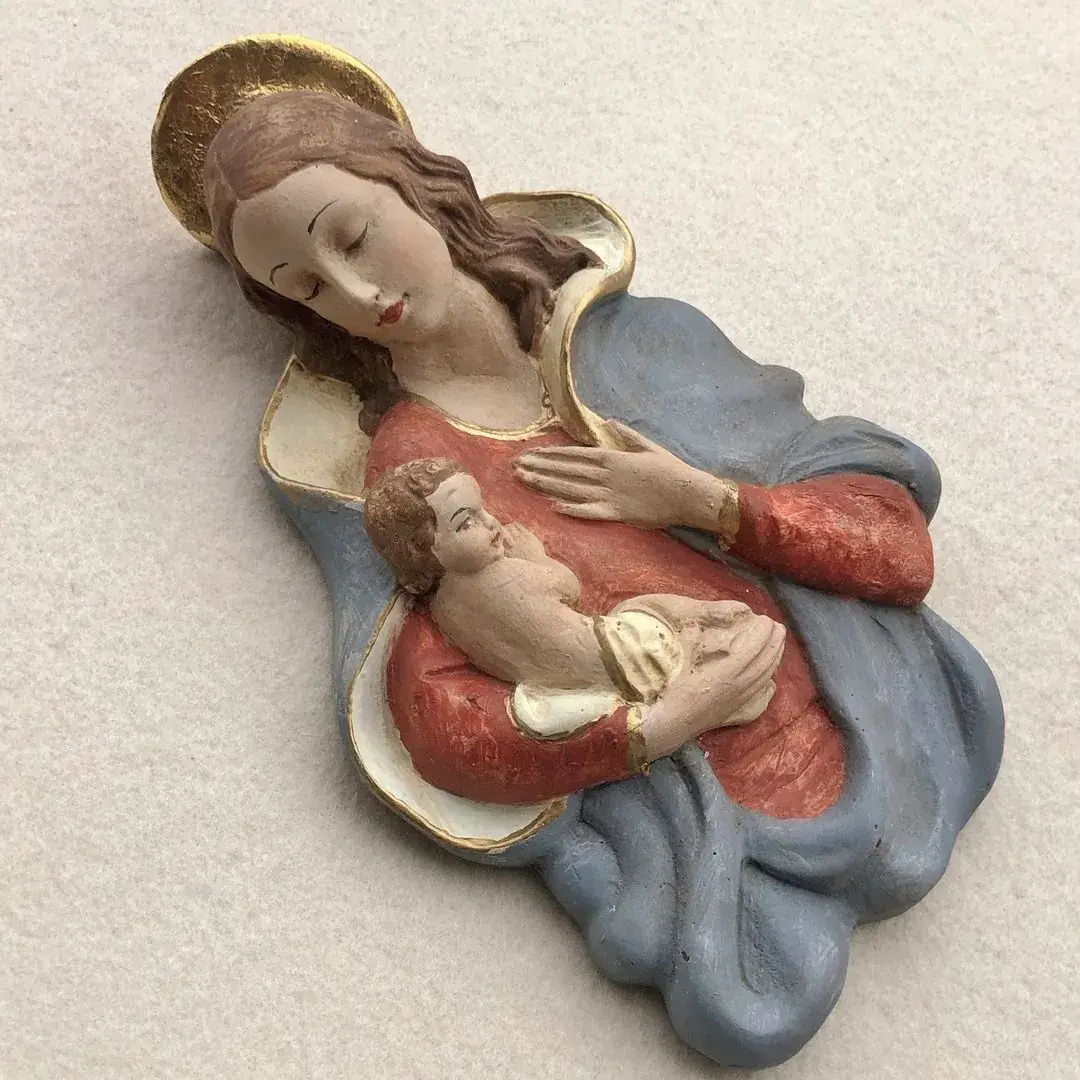 Madonna mit Kind handgefertigte Wachsmodel für Klosterarbeit – Bild 11 – Chiemgauer Heimatwerk Trachten-Onlineshop Madonna mit Kind handgefertigte Wachsmodel für Klosterarbeit - Bild 11 - Chiemgauer Heimatwerk Trachten-Onlineshop