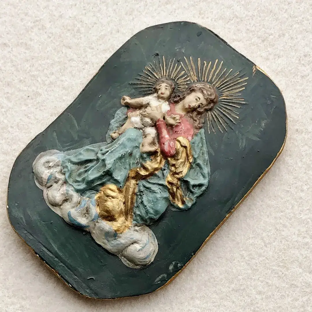 Wolkenmadonna handgefertigte Wachsmodel für Klosterarbeit No. 1 – Bild 2 – Chiemgauer Heimatwerk Trachten-Onlineshop Wolkenmadonna handgefertigte Wachsmodel für Klosterarbeit No. 1 - Bild 2 - Chiemgauer Heimatwerk Trachten-Onlineshop