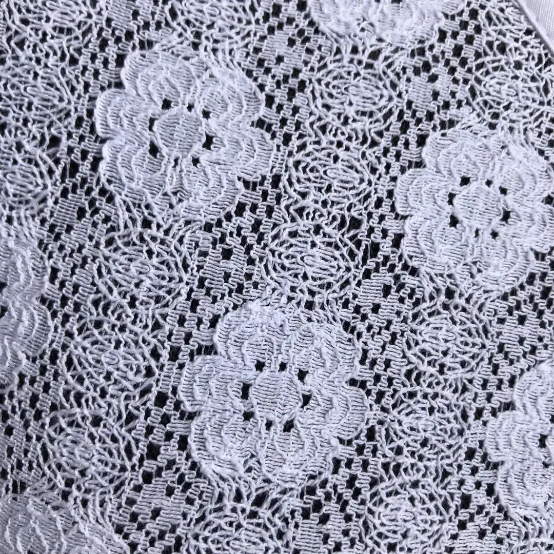 Hochgeschlossene Waldorff Dirndlbluse kurzarm No. 6 – Bild 4 – Chiemgauer Heimatwerk Trachten-Onlineshop Hochgeschlossene Waldorff Dirndlbluse kurzarm No. 6 - Bild 4 - Chiemgauer Heimatwerk Trachten-Onlineshop