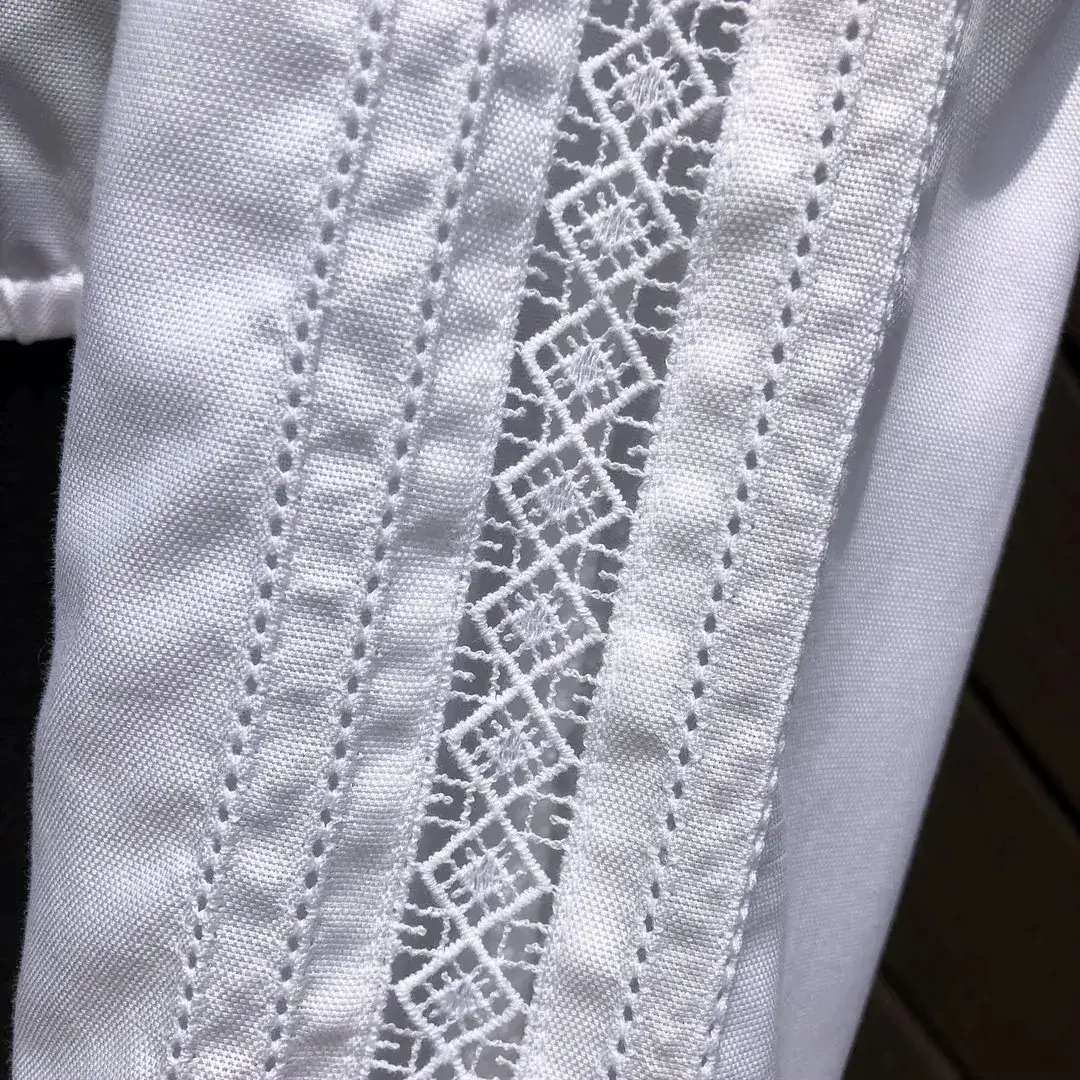Hochgeschlossene Waldorff Dirndlbluse langarm mit Kragen No. 4 – Bild 50 – Chiemgauer Heimatwerk Trachten-Onlineshop Hochgeschlossene Waldorff Dirndlbluse langarm mit Kragen No. 4 - Bild 50 - Chiemgauer Heimatwerk Trachten-Onlineshop