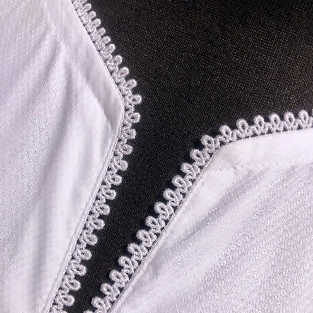 Hochgeschlossene Waldorff Dirndlbluse langarm No. 1 – Bild 14 – Chiemgauer Heimatwerk Trachten-Onlineshop Hochgeschlossene Waldorff Dirndlbluse langarm No. 1 - Bild 14 - Chiemgauer Heimatwerk Trachten-Onlineshop