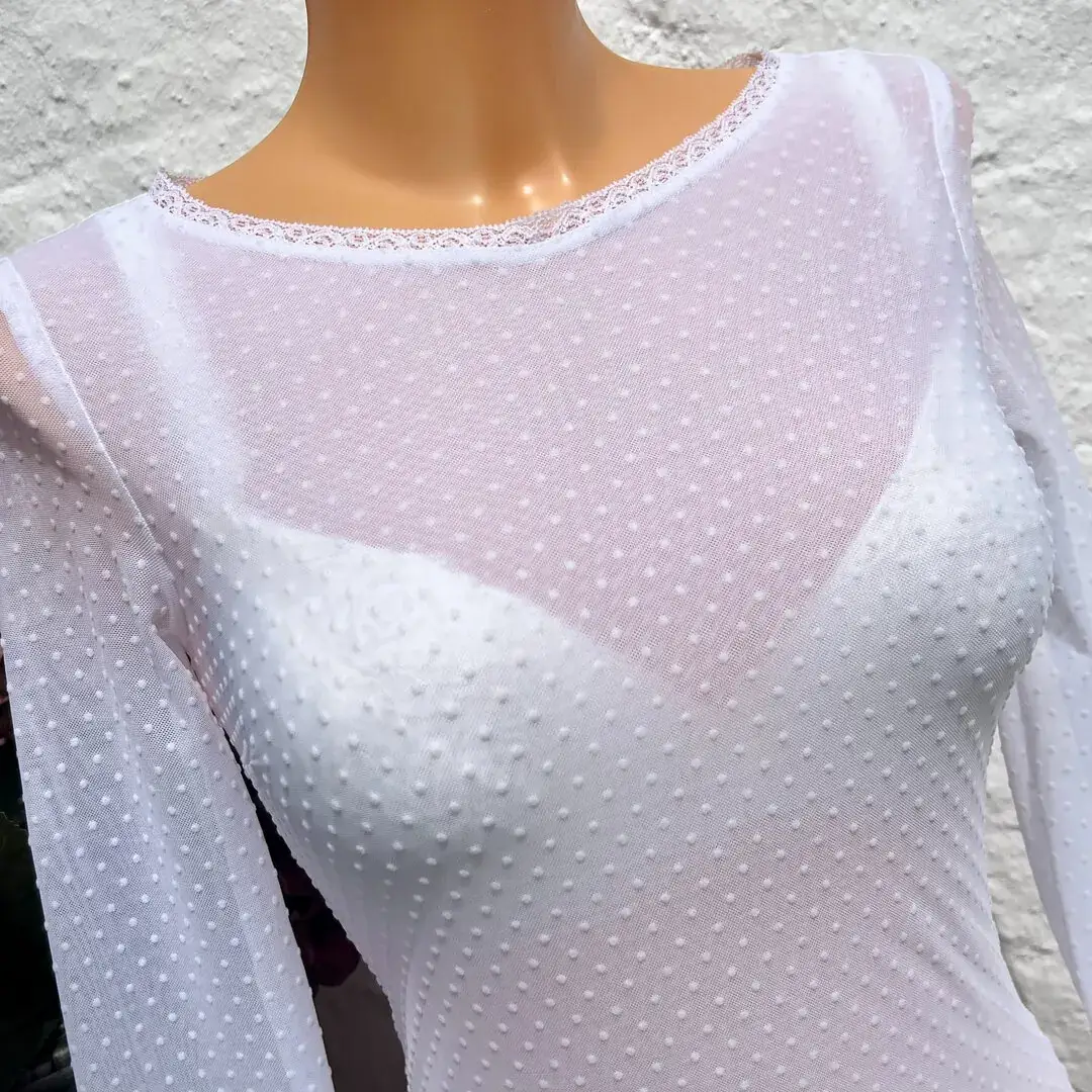 Hochgeschlossener Waldorff Body langarm aus Tupfentüll weiß – Bild 5 – Chiemgauer Heimatwerk Trachten-Onlineshop Hochgeschlossener Waldorff Body langarm aus Tupfentüll weiß - Bild 5 - Chiemgauer Heimatwerk Trachten-Onlineshop