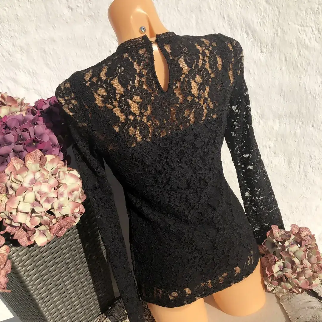 Hochgeschlossenes Waldorff Shirt langarm schwarz – Bild 2 – Chiemgauer Heimatwerk Trachten-Onlineshop Hochgeschlossenes Waldorff Shirt langarm schwarz - Bild 2 - Chiemgauer Heimatwerk Trachten-Onlineshop