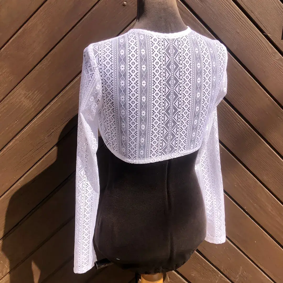 Waldorff Dirndlbluse hochgeschlossen mit langarm – Bild 37 – Chiemgauer Heimatwerk traditioneller Trachten-Onlineshop Waldorff Dirndlbluse hochgeschlossen mit langarm - Bild 37 - Chiemgauer Heimatwerk traditioneller Trachten-Onlineshop