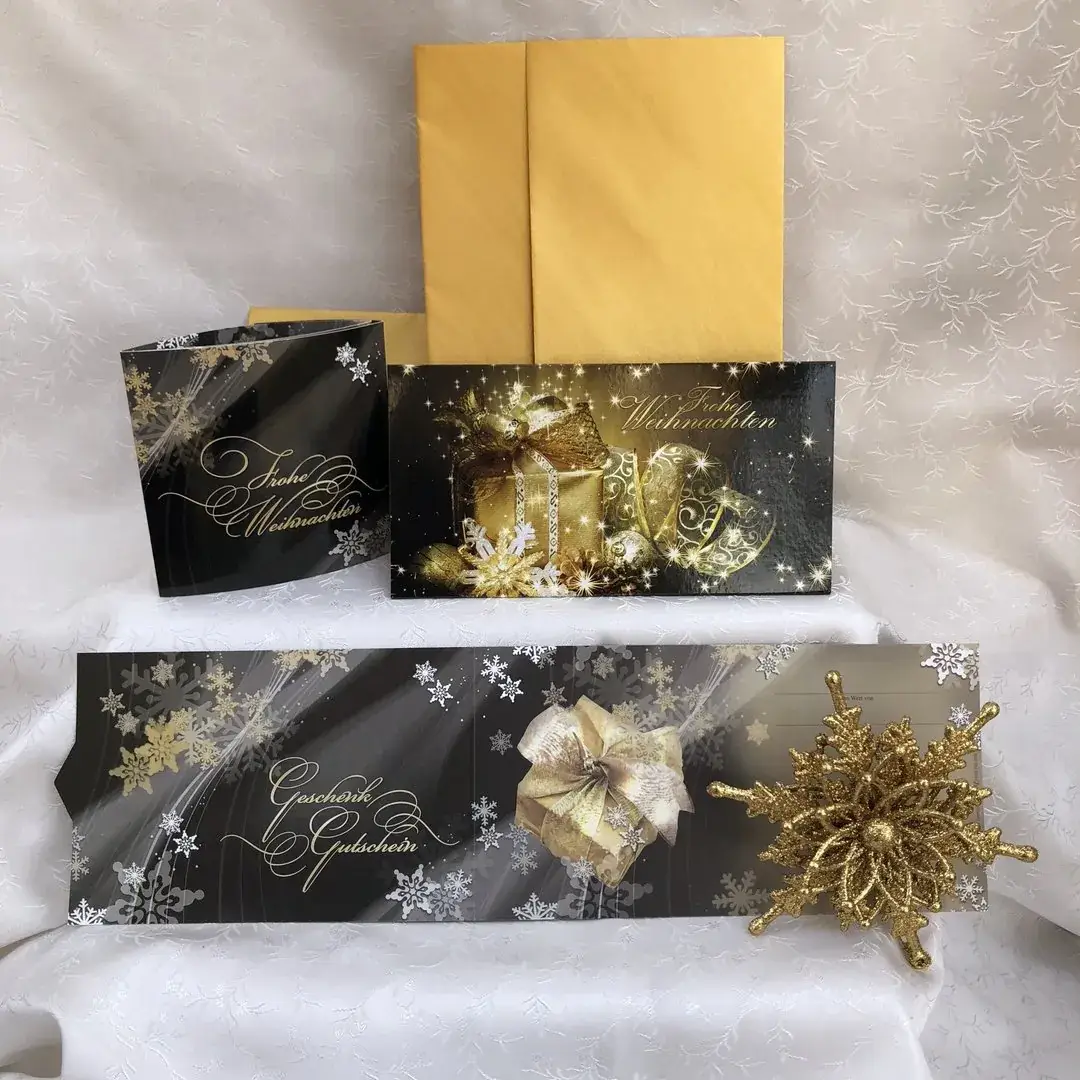 Geschenkgutschein Weihnachten No. 5 – Bild 8 – Chiemgauer Heimatwerk traditioneller Trachten-Onlineshop Geschenkgutschein Weihnachten No. 5 - Bild 8 - Chiemgauer Heimatwerk traditioneller Trachten-Onlineshop