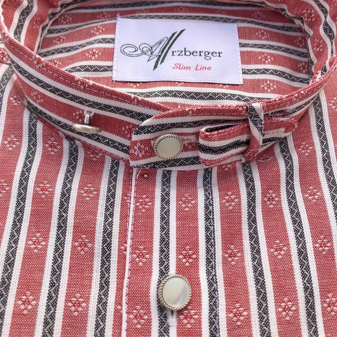Arzberger Trachtenhemd Stehkragen gestreift No. 26 – Bild 17 – Chiemgauer Heimatwerk traditioneller Trachten-Onlineshop Arzberger Trachtenhemd Stehkragen gestreift No. 26 - Bild 17 - Chiemgauer Heimatwerk traditioneller Trachten-Onlineshop