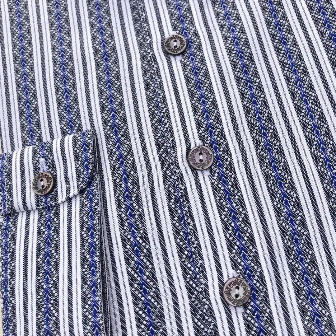 Arzberger Trachtenhemd Stehkragen gestreift No. 72 – Bild 8 – Chiemgauer Heimatwerk traditioneller Trachten-Onlineshop Arzberger Trachtenhemd Stehkragen gestreift No. 72 - Bild 8 - Chiemgauer Heimatwerk traditioneller Trachten-Onlineshop