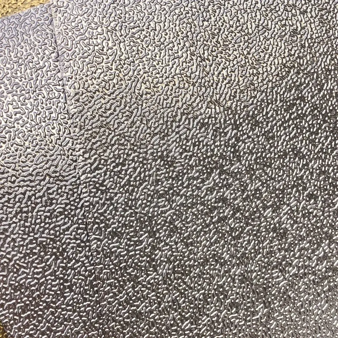 Strukturierte Metallfolie Bastelfolie silber – Bild 9 – Chiemgauer Heimatwerk Trachten-Onlineshop Strukturierte Metallfolie Bastelfolie silber - Bild 9 - Chiemgauer Heimatwerk Trachten-Onlineshop