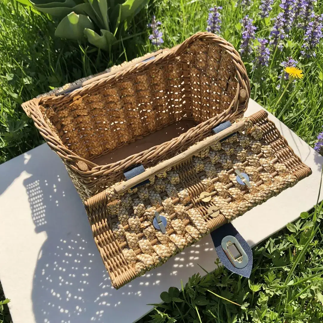 Zögerer Trachtenkorbtasche natur – Bild 9 – Chiemgauer Heimatwerk Trachten-Onlineshop Zögerer Trachtenkorbtasche natur - Bild 9 - Chiemgauer Heimatwerk Trachten-Onlineshop