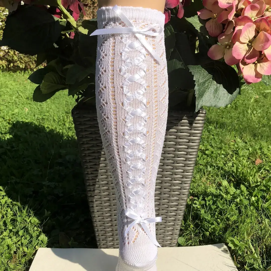 Lusana Trachtenstrümpfe Kniestrümpfe in weiß No. 4 – Bild 5 – Chiemgauer Heimatwerk Trachten-Onlineshop Lusana Trachtenstrümpfe Kniestrümpfe in weiß No. 4 - Bild 5 - Chiemgauer Heimatwerk Trachten-Onlineshop