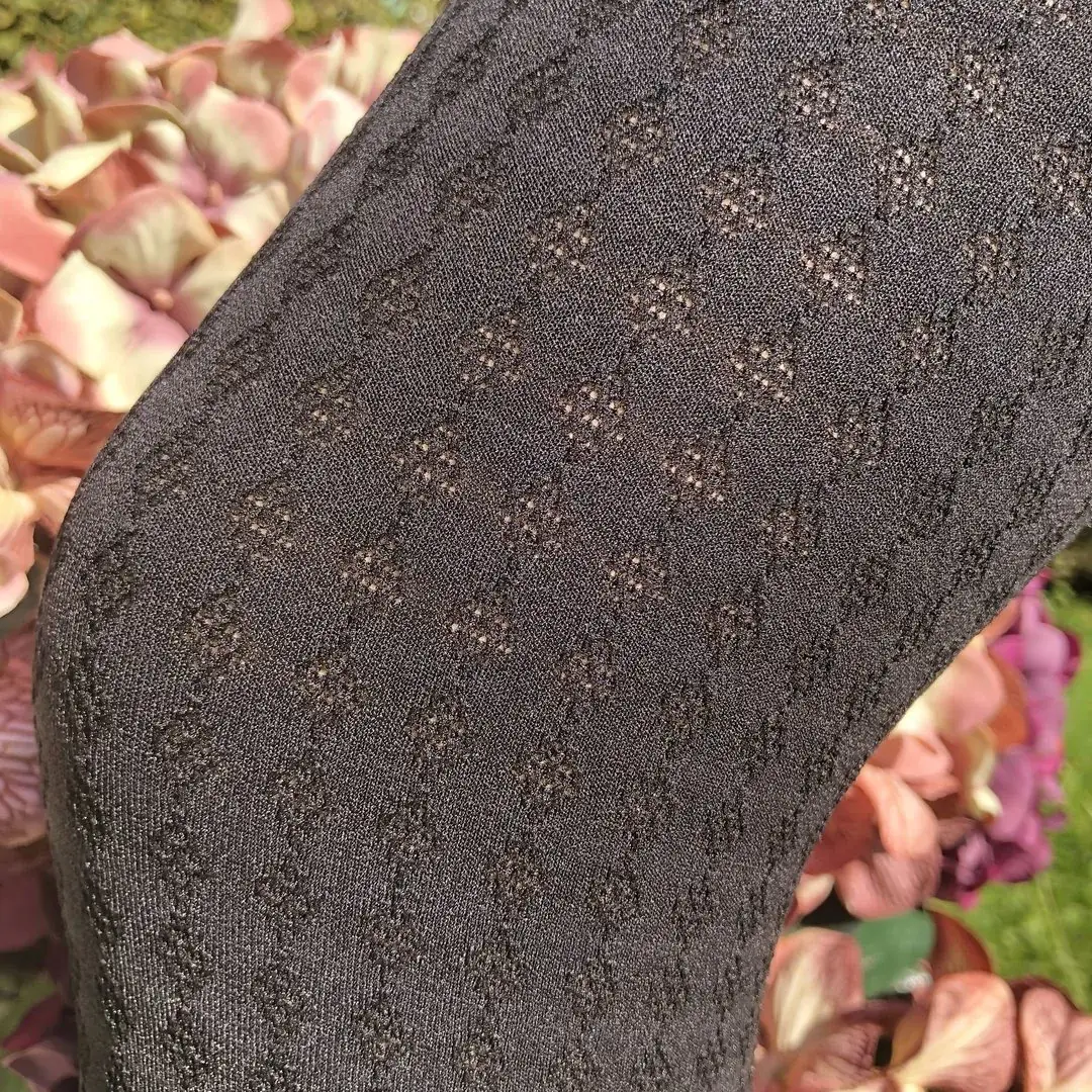 Lusana Trachtenstrumpfhose mit Raute in schwarz – Bild 11 – Chiemgauer Heimatwerk Trachten-Onlineshop Lusana Trachtenstrumpfhose mit Raute in schwarz - Bild 11 - Chiemgauer Heimatwerk Trachten-Onlineshop