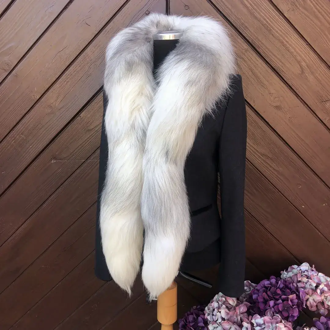 Pelz-Stola aus Fuchs in weiß-meliert – Bild 1 – Chiemgauer Heimatwerk Trachten-Onlineshop Pelz-Stola aus Fuchs in weiß-meliert - Bild 1 - Chiemgauer Heimatwerk Trachten-Onlineshop