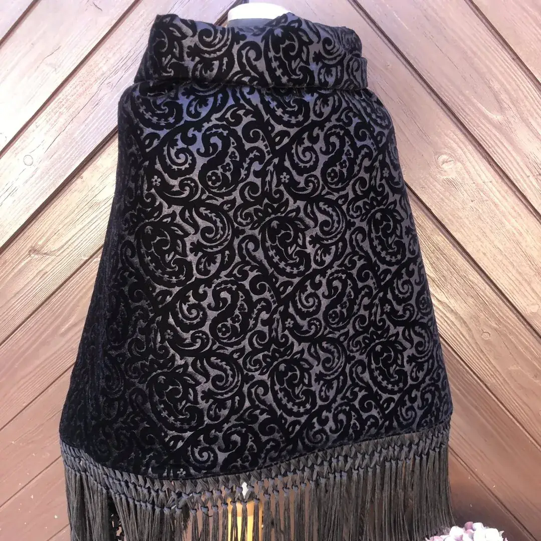 Plüschtuch Schalktuch Tölzer Tuch „Paisley“ – Bild 19 – Chiemgauer Heimatwerk Trachten-Onlineshop Plüschtuch Schalktuch Tölzer Tuch „Paisley“ - Bild 19 - Chiemgauer Heimatwerk Trachten-Onlineshop