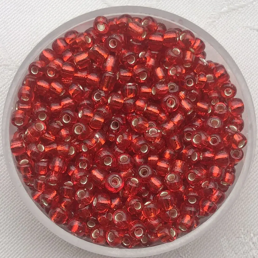 Rocailles Glasperlen rot No. 5 – Bild 2 – Chiemgauer Heimatwerk Trachten-Onlineshop Rocailles Glasperlen rot No. 5 - Bild 2 - Chiemgauer Heimatwerk Trachten-Onlineshop