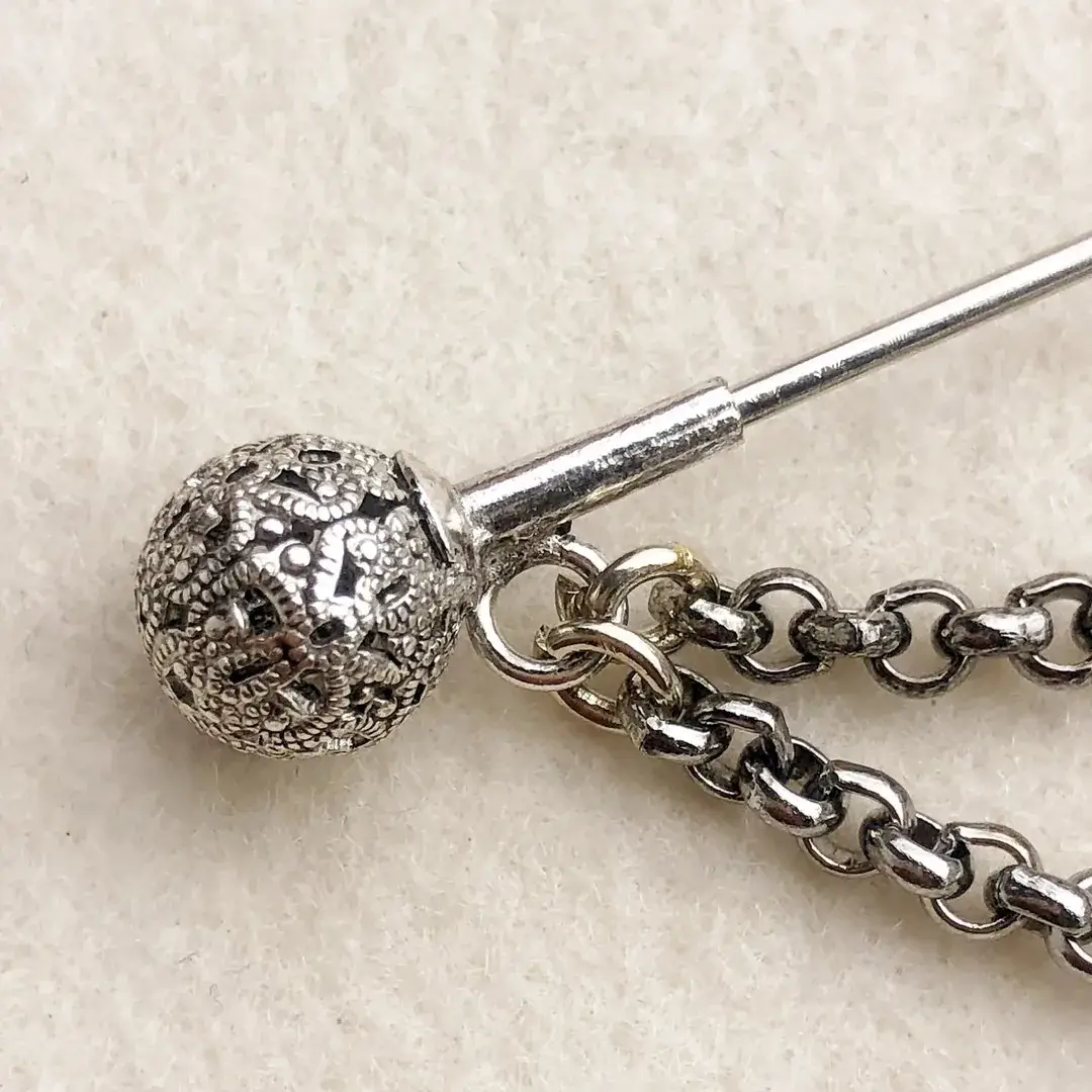 Schürzennadel Tuchnadel filigran antik-silber – Bild 61 – Chiemgauer Heimatwerk Trachten-Onlineshop Schürzennadel Tuchnadel filigran antik-silber - Bild 61 - Chiemgauer Heimatwerk Trachten-Onlineshop