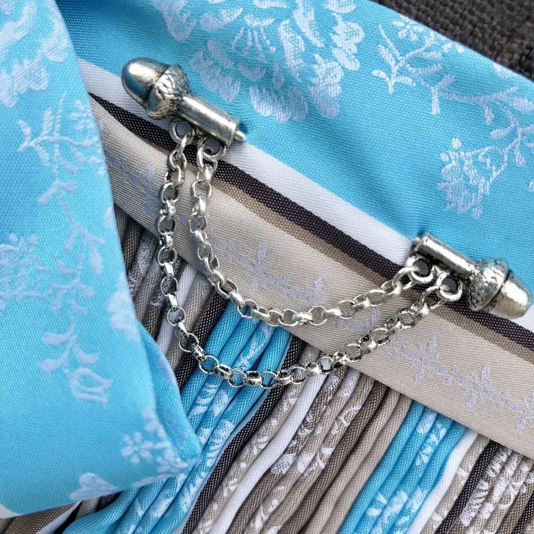 Schürzennadel Tuchnadel klein anik-silber – Bild 6 – Chiemgauer Heimatwerk Trachten-Onlineshop Schürzennadel Tuchnadel klein anik-silber - Bild 6 - Chiemgauer Heimatwerk Trachten-Onlineshop