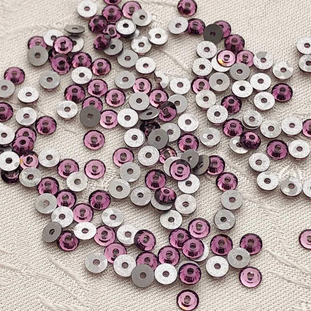Swarovski Lochstrass amethyst 4 mm – Bild 13 – Chiemgauer Heimatwerk Trachten-Onlineshop Swarovski Lochstrass amethyst 4 mm - Bild 13 - Chiemgauer Heimatwerk Trachten-Onlineshop