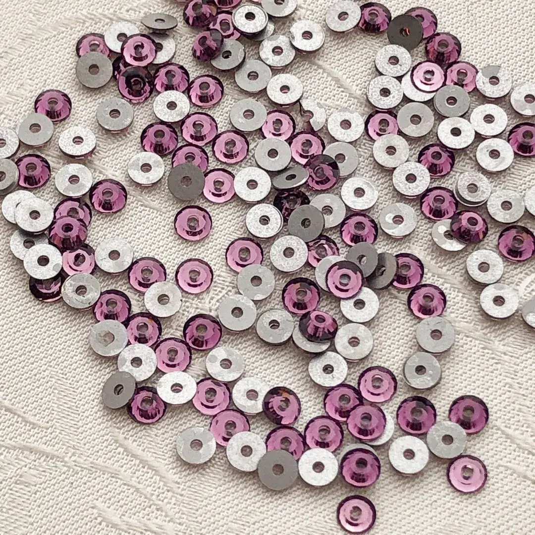 Swarovski Lochstrass amethyst 5 mm – Bild 5 – Chiemgauer Heimatwerk Trachten-Onlineshop Swarovski Lochstrass amethyst 5 mm - Bild 5 - Chiemgauer Heimatwerk Trachten-Onlineshop