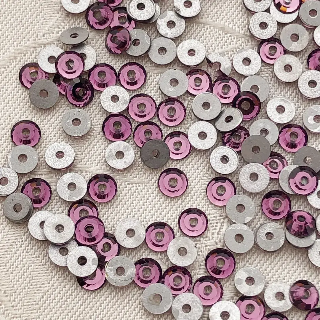 Swarovski Lochstrass amethyst 5 mm – Bild 8 – Chiemgauer Heimatwerk Trachten-Onlineshop Swarovski Lochstrass amethyst 5 mm - Bild 8 - Chiemgauer Heimatwerk Trachten-Onlineshop