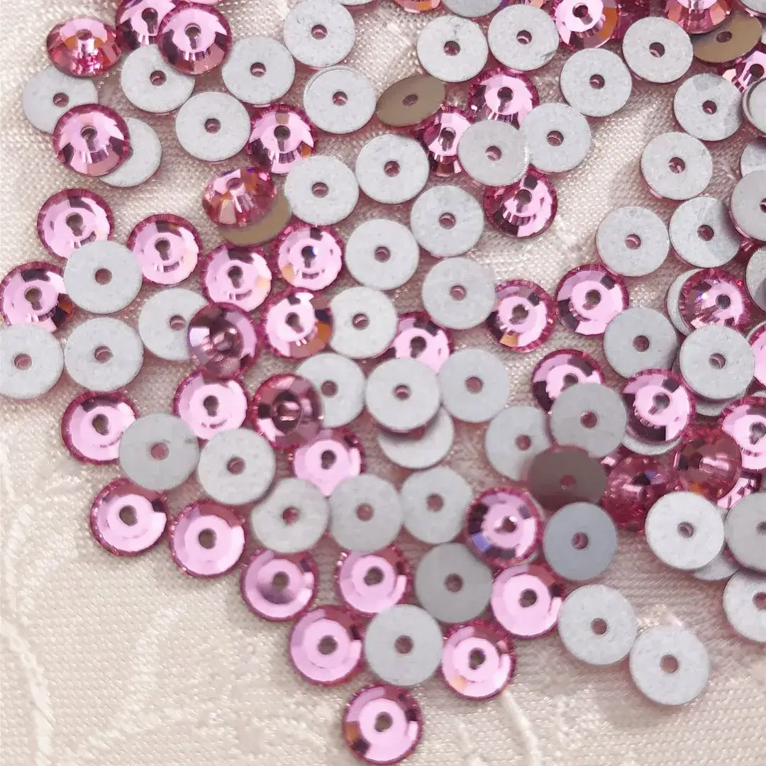 Swarovski Lochstrass rosa 4 mm – Bild 6 – Chiemgauer Heimatwerk Trachten-Onlineshop Swarovski Lochstrass rosa 4 mm - Bild 6 - Chiemgauer Heimatwerk Trachten-Onlineshop