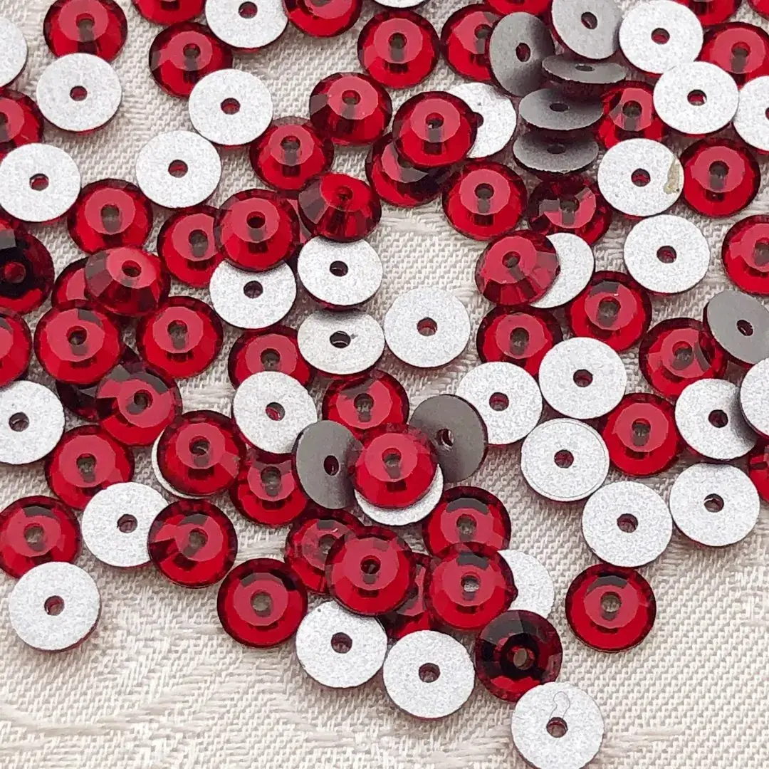 Swarovski Lochstrass weinrot 5 mm – Bild 6 – Chiemgauer Heimatwerk Trachten-Onlineshop Swarovski Lochstrass weinrot 5 mm - Bild 6 - Chiemgauer Heimatwerk Trachten-Onlineshop