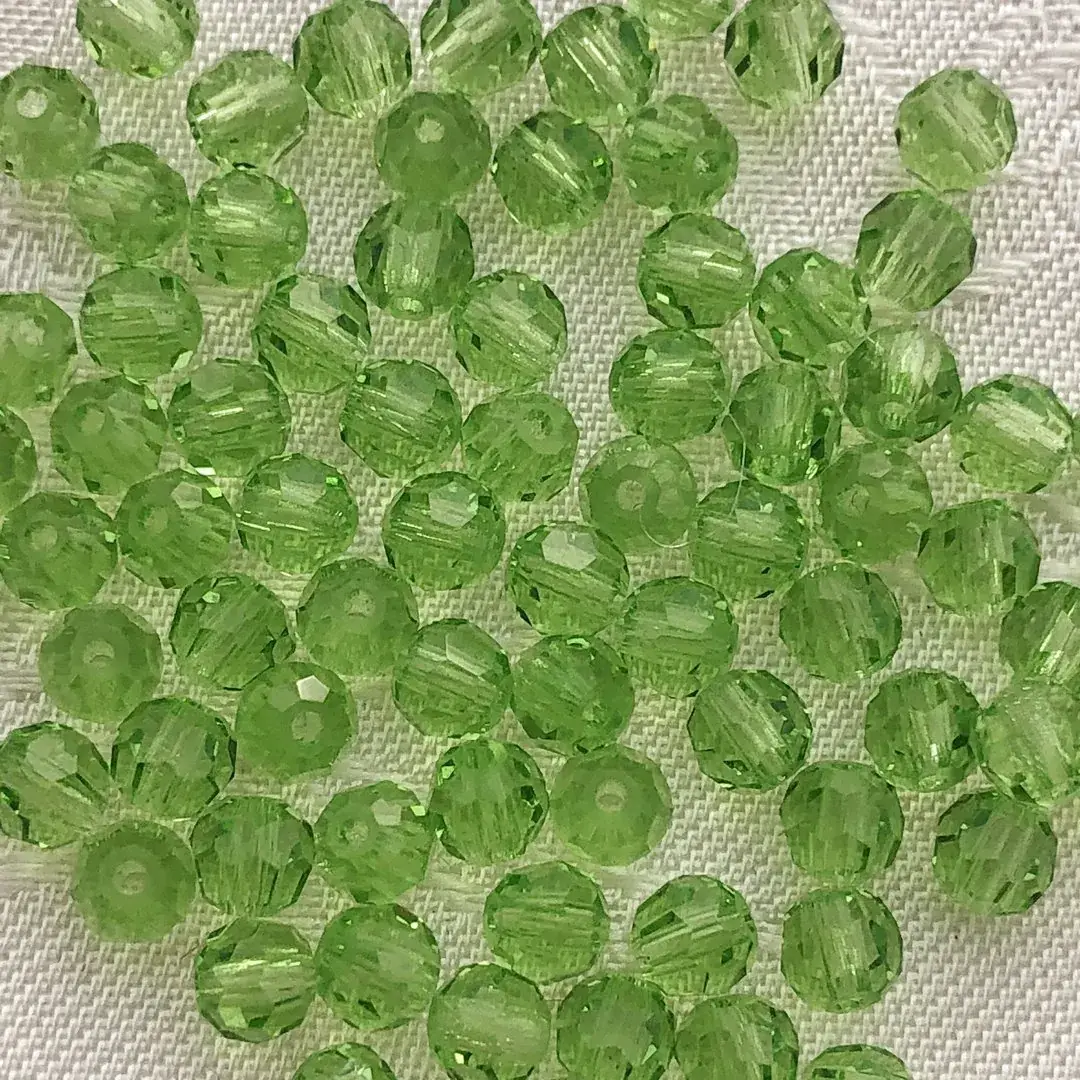 Swarovski Perle geschliffen hellgrün 3 mm – Bild 2 – Chiemgauer Heimatwerk Trachten-Onlineshop Swarovski Perle geschliffen hellgrün 3 mm - Bild 2 - Chiemgauer Heimatwerk Trachten-Onlineshop