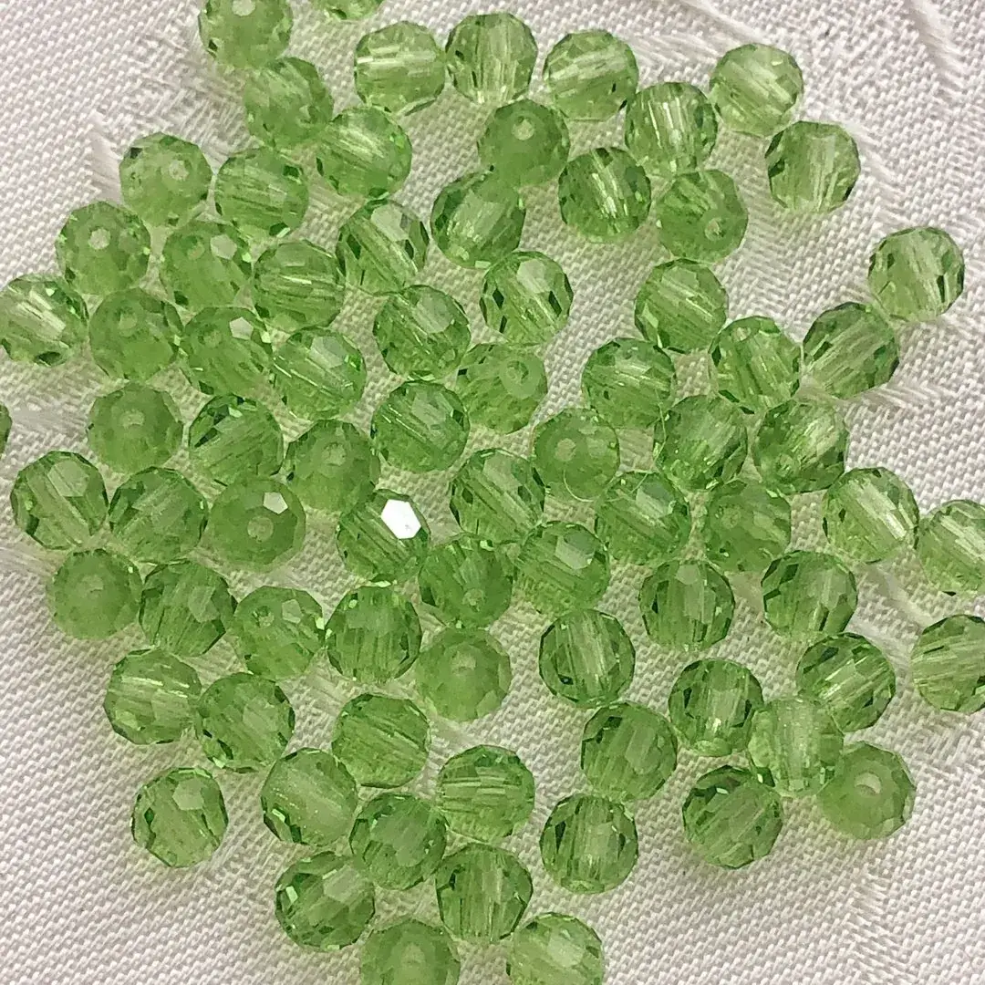 Swarovski Perle geschliffen hellgrün 3 mm – Bild 5 – Chiemgauer Heimatwerk Trachten-Onlineshop Swarovski Perle geschliffen hellgrün 3 mm - Bild 5 - Chiemgauer Heimatwerk Trachten-Onlineshop