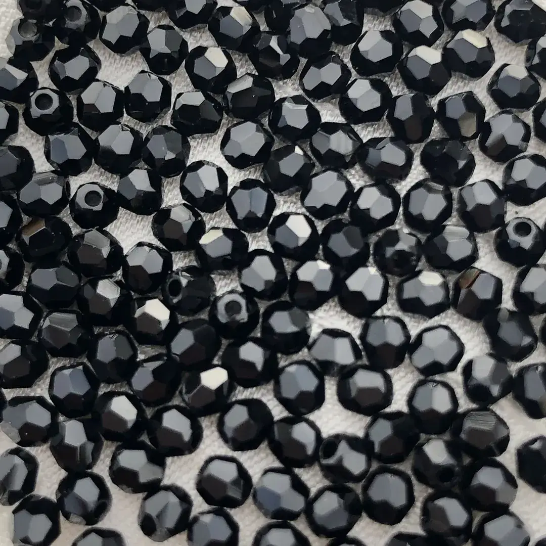 Swarovski Perle geschliffen schwarz 3,5 mm – Bild 7 – Chiemgauer Heimatwerk Trachten-Onlineshop Swarovski Perle geschliffen schwarz 3,5 mm - Bild 7 - Chiemgauer Heimatwerk Trachten-Onlineshop