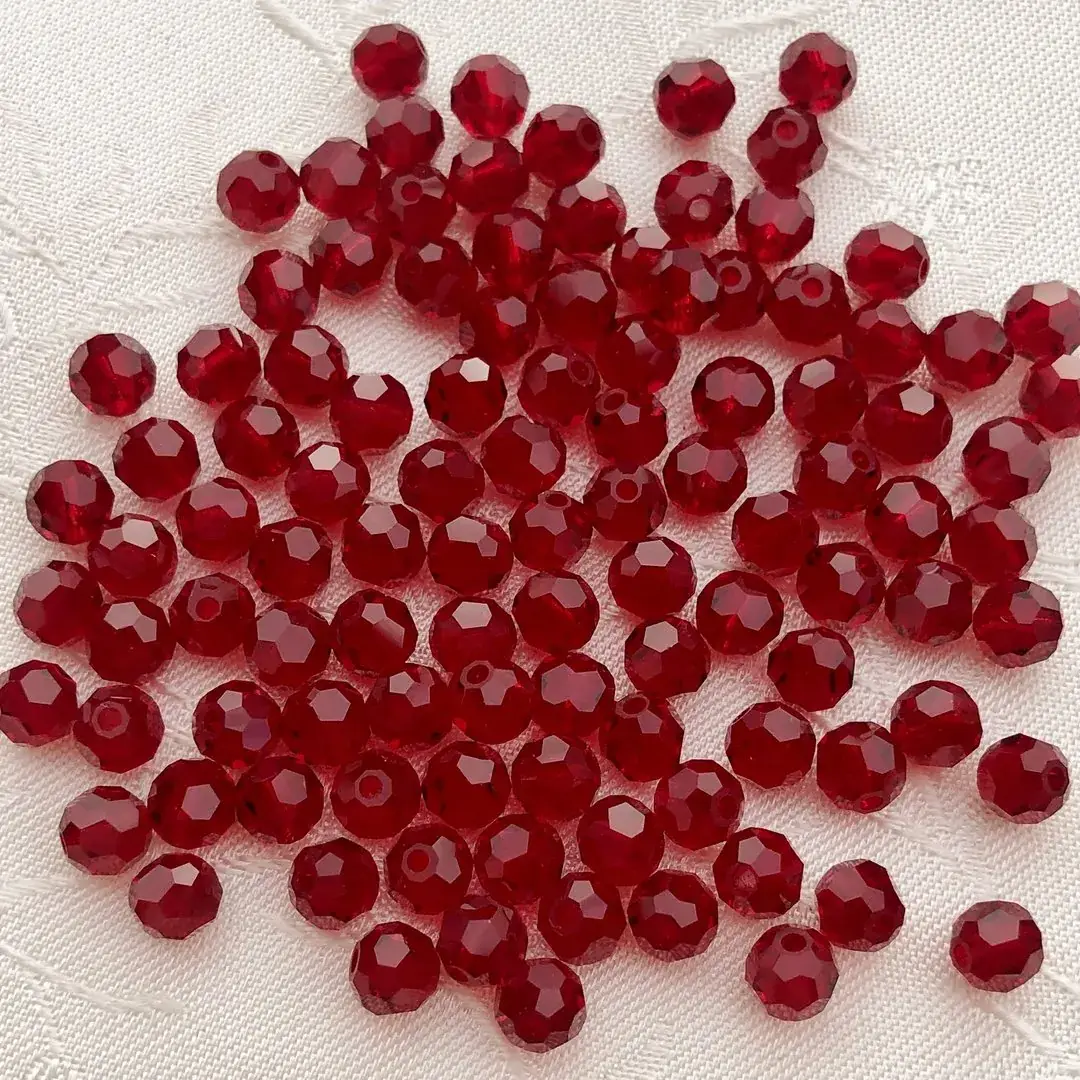 Swarovski Perle geschliffen siam 1,5 mm – Bild 3 – Chiemgauer Heimatwerk Trachten-Onlineshop Swarovski Perle geschliffen siam 1,5 mm - Bild 3 - Chiemgauer Heimatwerk Trachten-Onlineshop