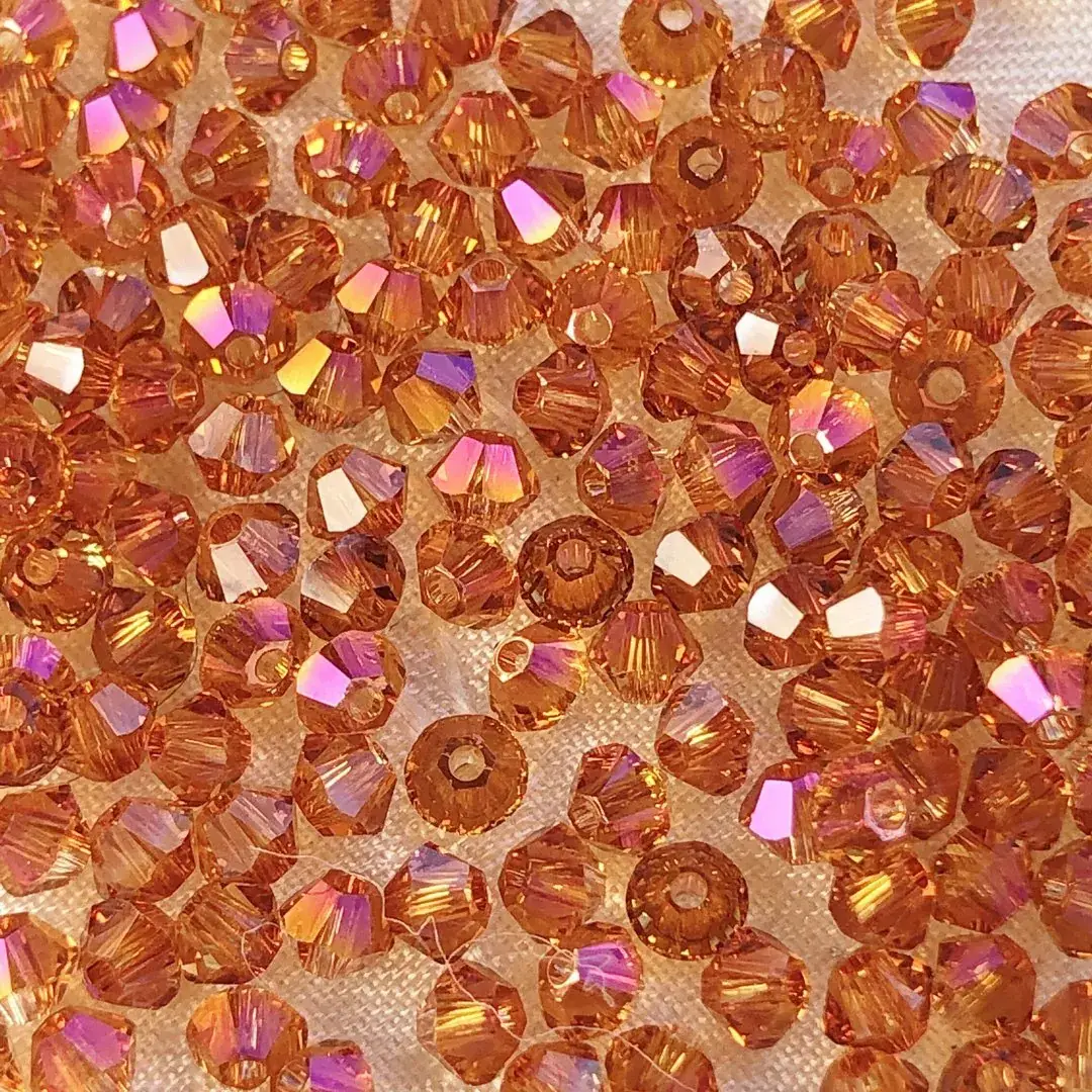 Swarovski Rhombe geschliffen orange 3 mm – Bild 2 – Chiemgauer Heimatwerk Trachten-Onlineshop Swarovski Rhombe geschliffen orange 3 mm - Bild 2 - Chiemgauer Heimatwerk Trachten-Onlineshop
