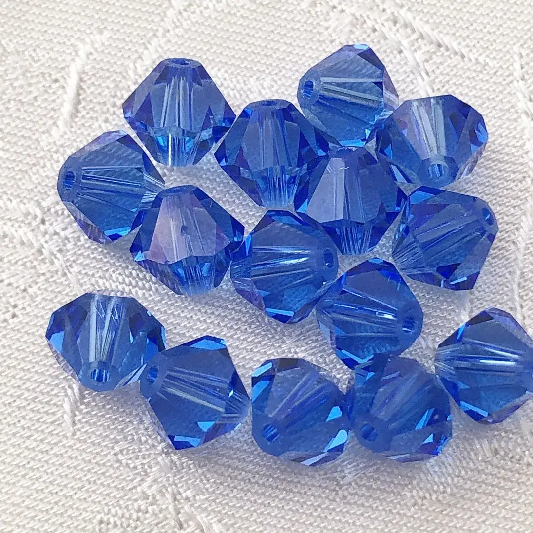 Swarovski Rhombe geschliffen saphire 6 mm – Bild 6 – Chiemgauer Heimatwerk Trachten-Onlineshop Swarovski Rhombe geschliffen saphire 6 mm - Bild 6 - Chiemgauer Heimatwerk Trachten-Onlineshop