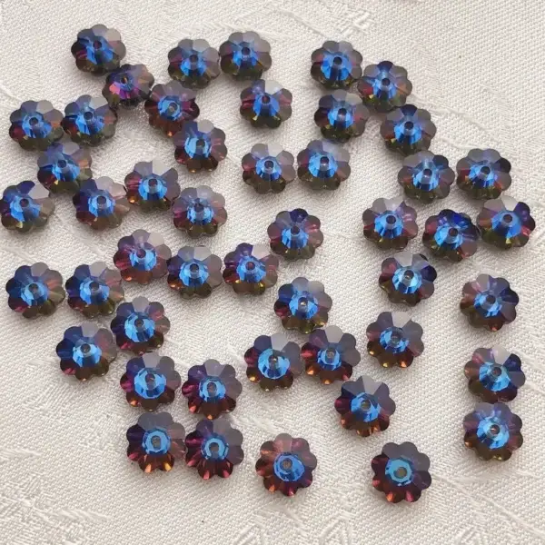 Swarovski Strassblume capri AB 5 mm – Bild 1 – Chiemgauer Heimatwerk Trachten-Onlineshop Swarovski Strassblume capri AB 5 mm - Bild 1 - Chiemgauer Heimatwerk Trachten-Onlineshop