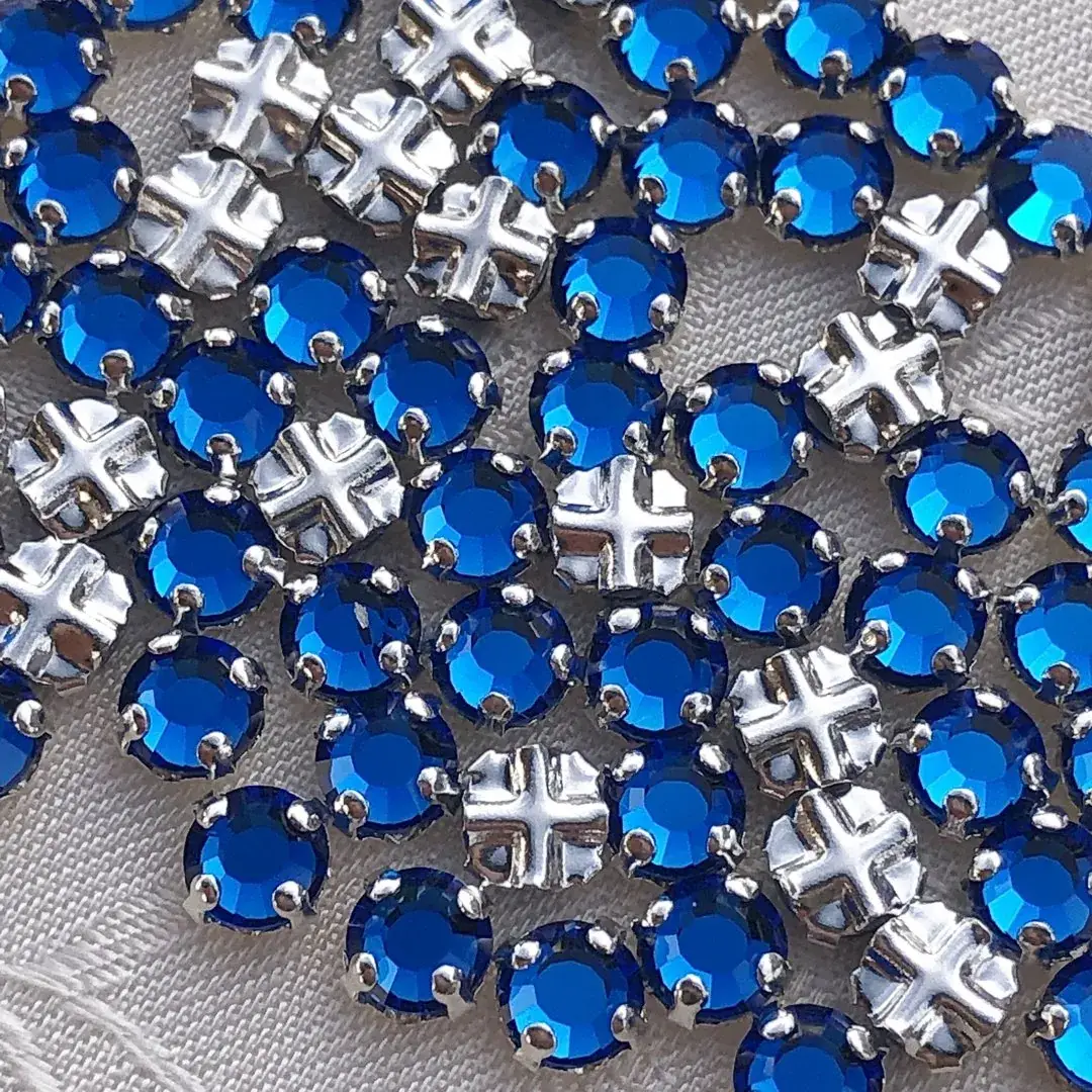 Swarovski Strassstein annähbar enzian SS 16 No. 6 – Bild 16 – Chiemgauer Heimatwerk Trachten-Onlineshop Swarovski Strassstein annähbar enzian SS 16 No. 6 - Bild 16 - Chiemgauer Heimatwerk Trachten-Onlineshop