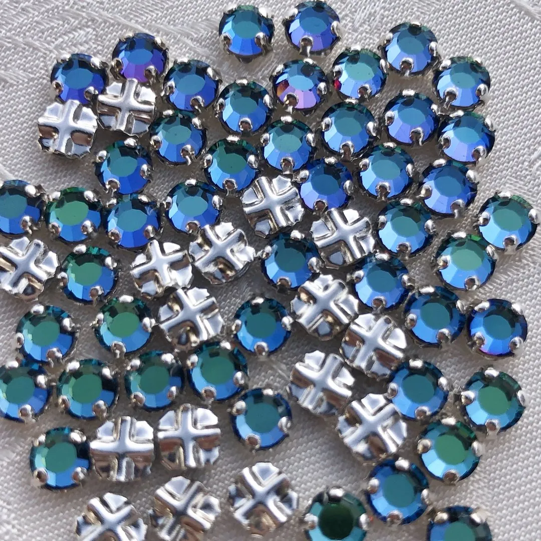 Swarovski Strassstein annähbar karibik SS 16 No. 53 – Bild 9 – Chiemgauer Heimatwerk Trachten-Onlineshop Swarovski Strassstein annähbar karibik SS 16 No. 53 - Bild 9 - Chiemgauer Heimatwerk Trachten-Onlineshop
