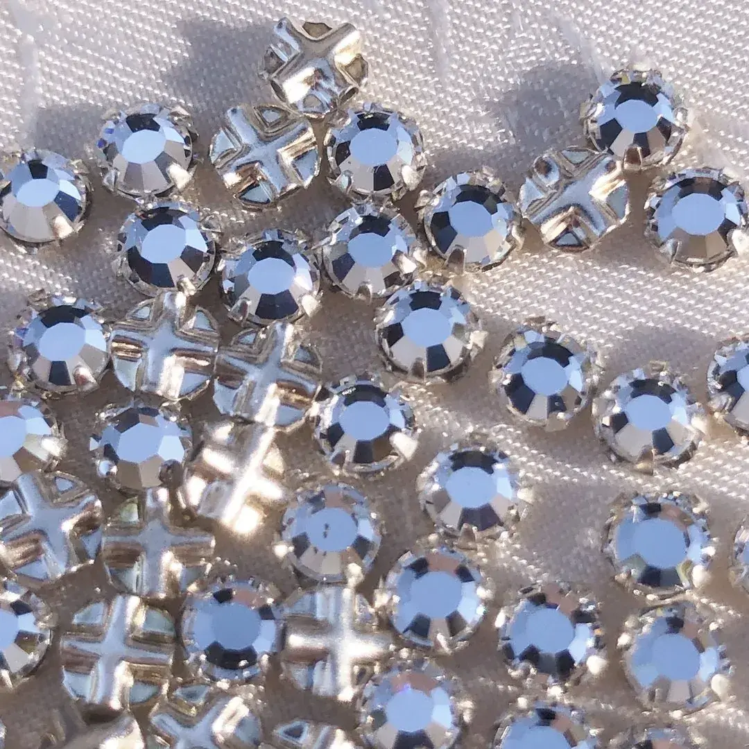 Swarovski Strassstein annähbar kristall SS 16 No. 39 – Bild 4 – Chiemgauer Heimatwerk Trachten-Onlineshop Swarovski Strassstein annähbar kristall SS 16 No. 39 - Bild 4 - Chiemgauer Heimatwerk Trachten-Onlineshop