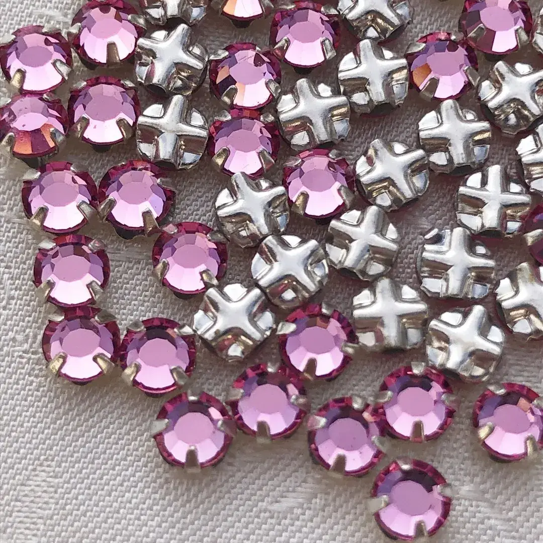 Swarovski Strassstein annähbar rosa SS 12 No. 29 – Bild 9 – Chiemgauer Heimatwerk Trachten-Onlineshop Swarovski Strassstein annähbar rosa SS 12 No. 29 - Bild 9 - Chiemgauer Heimatwerk Trachten-Onlineshop