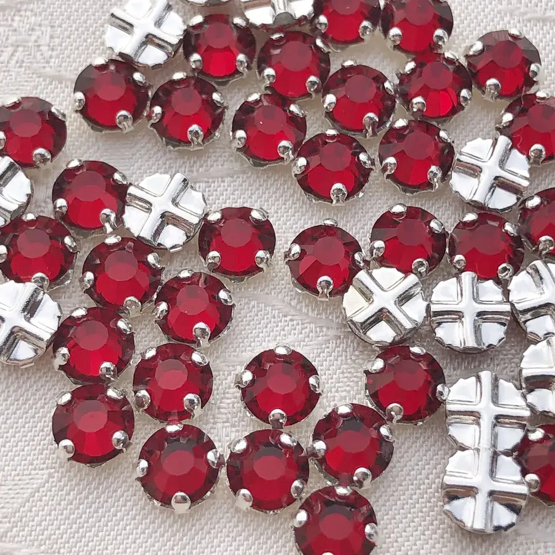 Swarovski Strassstein annähbar weinrot SS 20 No. 36 – Bild 9 – Chiemgauer Heimatwerk Trachten-Onlineshop Swarovski Strassstein annähbar weinrot SS 20 No. 36 - Bild 9 - Chiemgauer Heimatwerk Trachten-Onlineshop