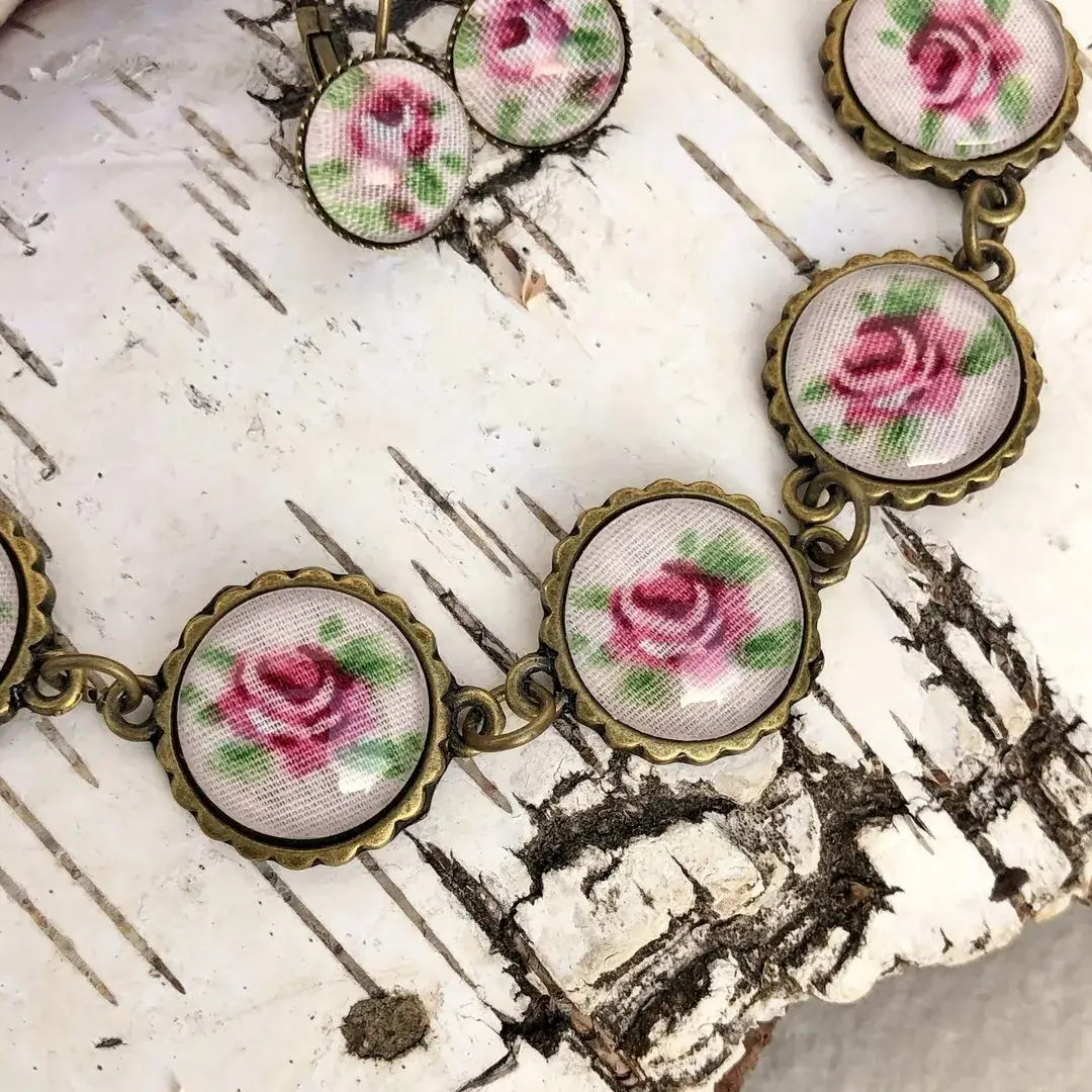 Trachten-Armband und Ohrhänger für Damen No. 1 – Bild 16 – Chiemgauer Heimatwerk Trachten-Onlineshop Trachten-Armband und Ohrhänger für Damen No. 1 - Bild 16 - Chiemgauer Heimatwerk Trachten-Onlineshop