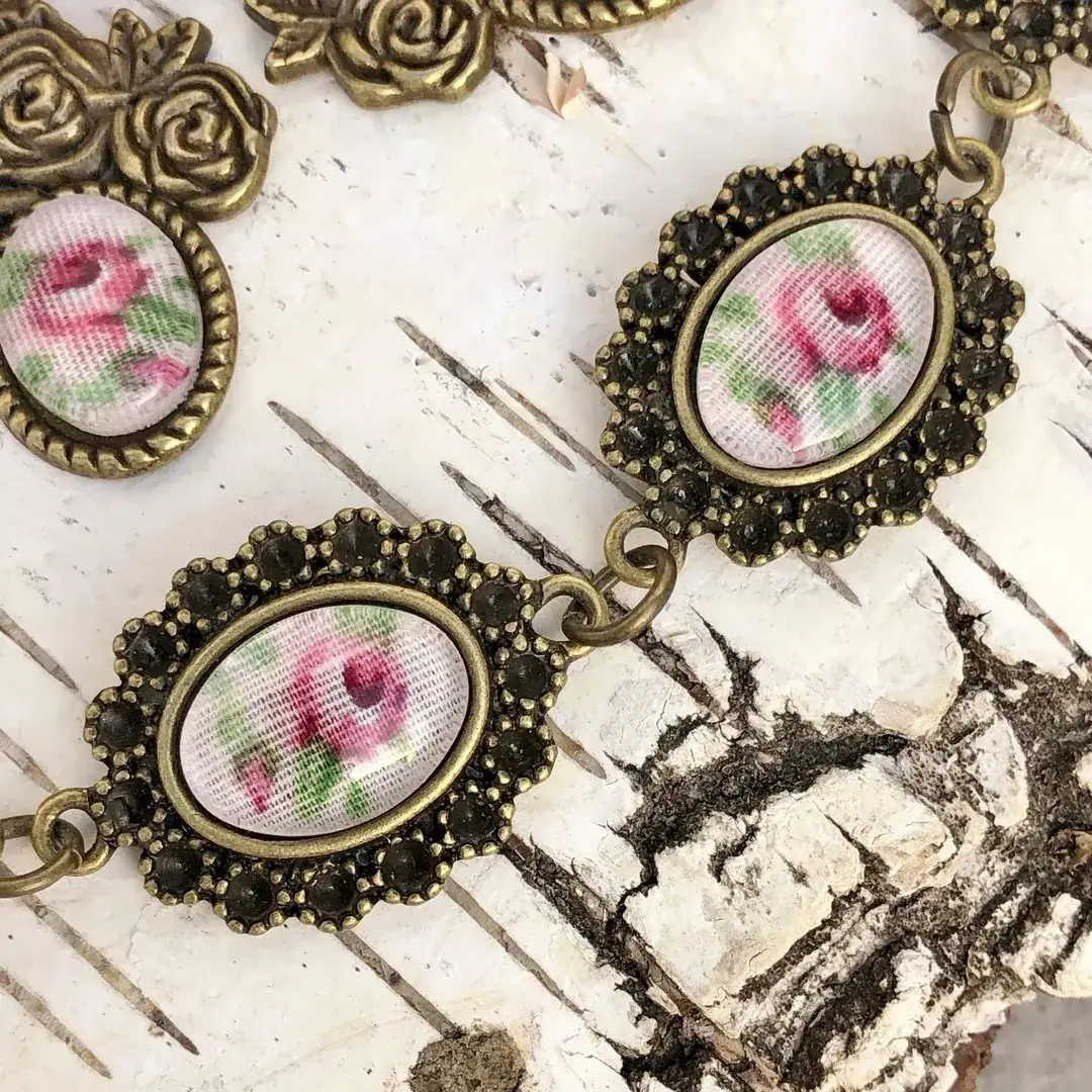 Trachten-Armband und Ohrhänger für Damen No. 2 – Bild 4 – Chiemgauer Heimatwerk Trachten-Onlineshop Trachten-Armband und Ohrhänger für Damen No. 2 - Bild 4 - Chiemgauer Heimatwerk Trachten-Onlineshop