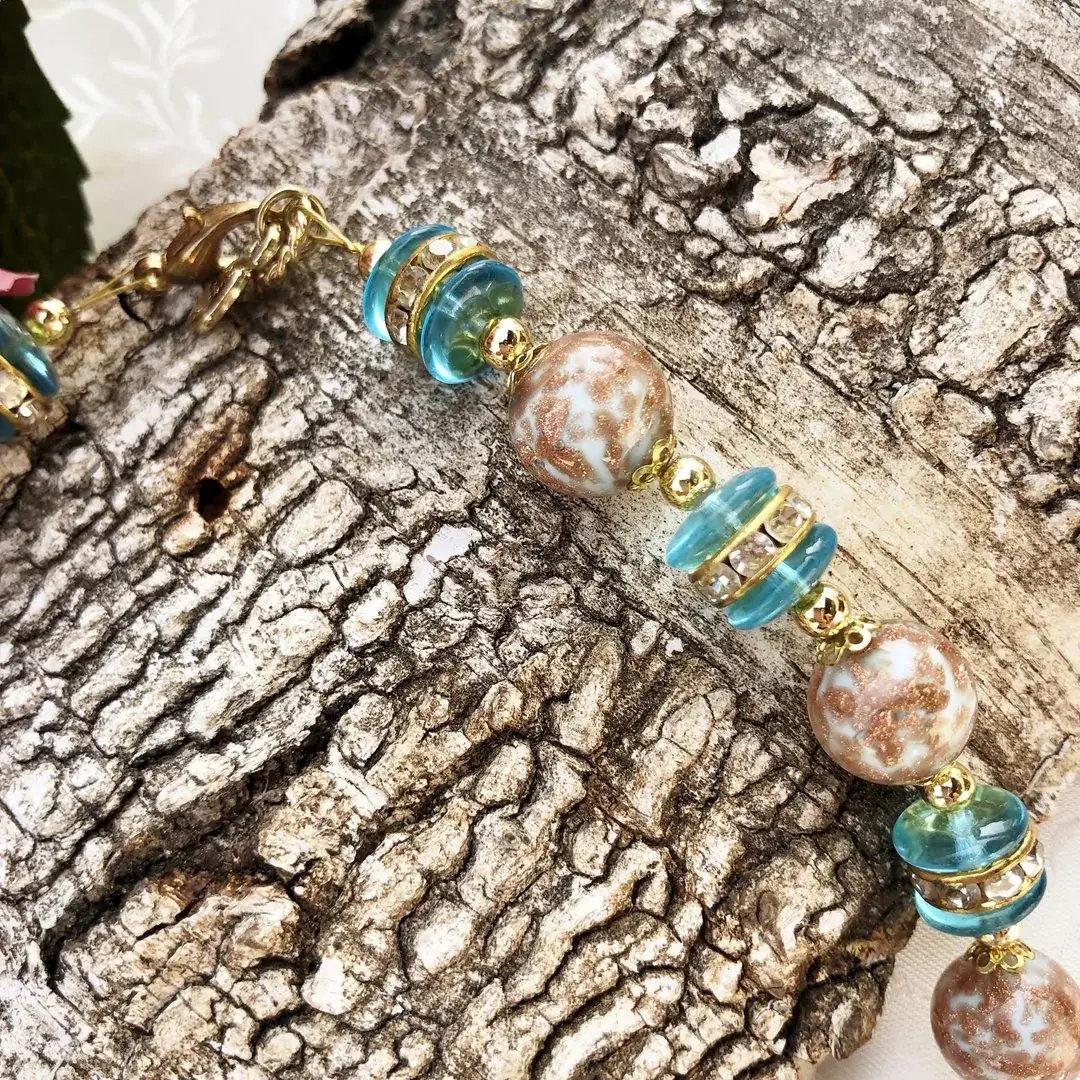 Trachten-Collier für Damen aus Muranoglas – Bild 10 – Chiemgauer Heimatwerk Trachten-Onlineshop Trachten-Collier für Damen aus Muranoglas - Bild 10 - Chiemgauer Heimatwerk Trachten-Onlineshop