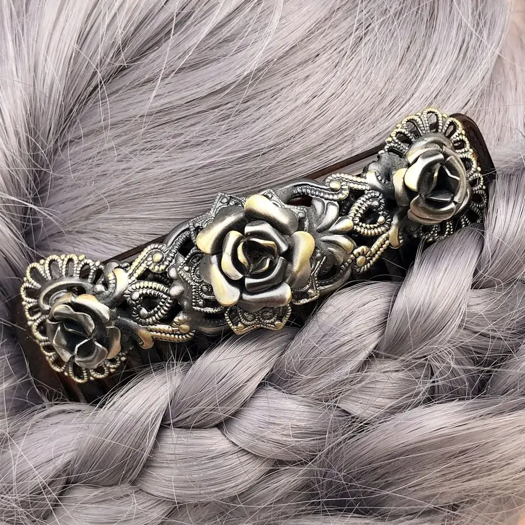 Trachten-Haarkamm mit Rose bronze No. 3 – Bild 9 – Chiemgauer Heimatwerk Trachten-Onlineshop Trachten-Haarkamm mit Rose bronze No. 3 - Bild 9 - Chiemgauer Heimatwerk Trachten-Onlineshop