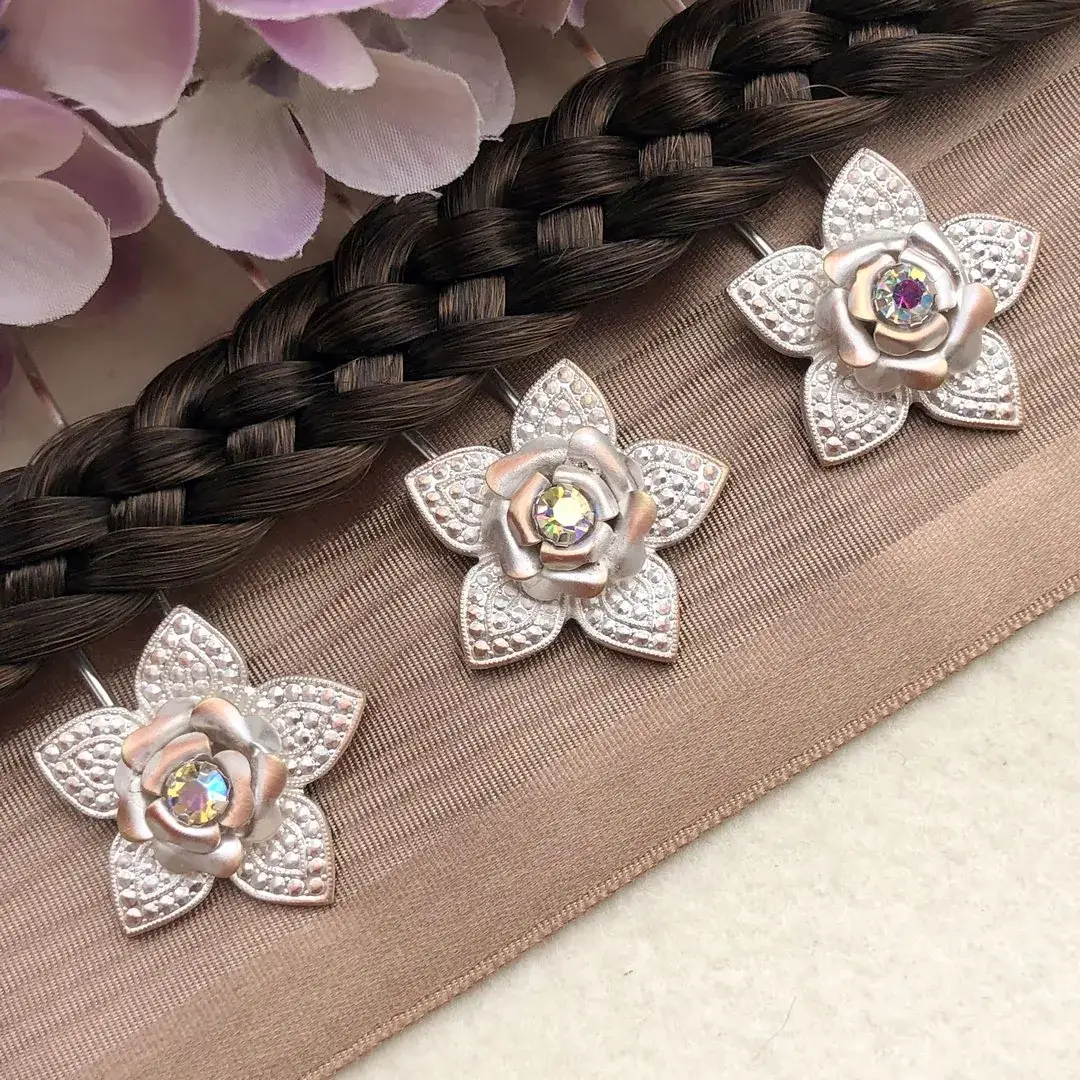 Trachten-Haarnadel mit Swarovski in kristallAB – Bild 1 – Chiemgauer Heimatwerk Trachten-Onlineshop Trachten-Haarnadel mit Swarovski in kristallAB - Bild 1 - Chiemgauer Heimatwerk Trachten-Onlineshop
