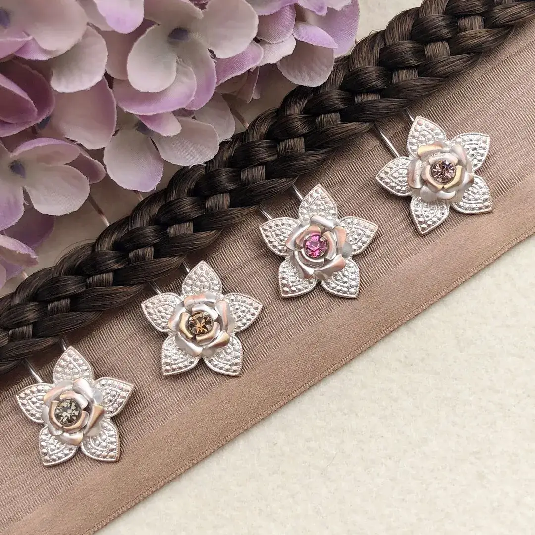 Trachten-Haarnadel mit Swarovski in kristallAB – Bild 6 – Chiemgauer Heimatwerk Trachten-Onlineshop Trachten-Haarnadel mit Swarovski in kristallAB - Bild 6 - Chiemgauer Heimatwerk Trachten-Onlineshop