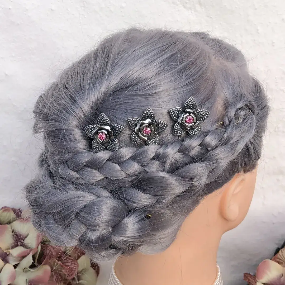 Trachten-Haarnadel mit Swarovski in rosa No. 1 – Bild 2 – Chiemgauer Heimatwerk Trachten-Onlineshop Trachten-Haarnadel mit Swarovski in rosa No. 1 - Bild 2 - Chiemgauer Heimatwerk Trachten-Onlineshop